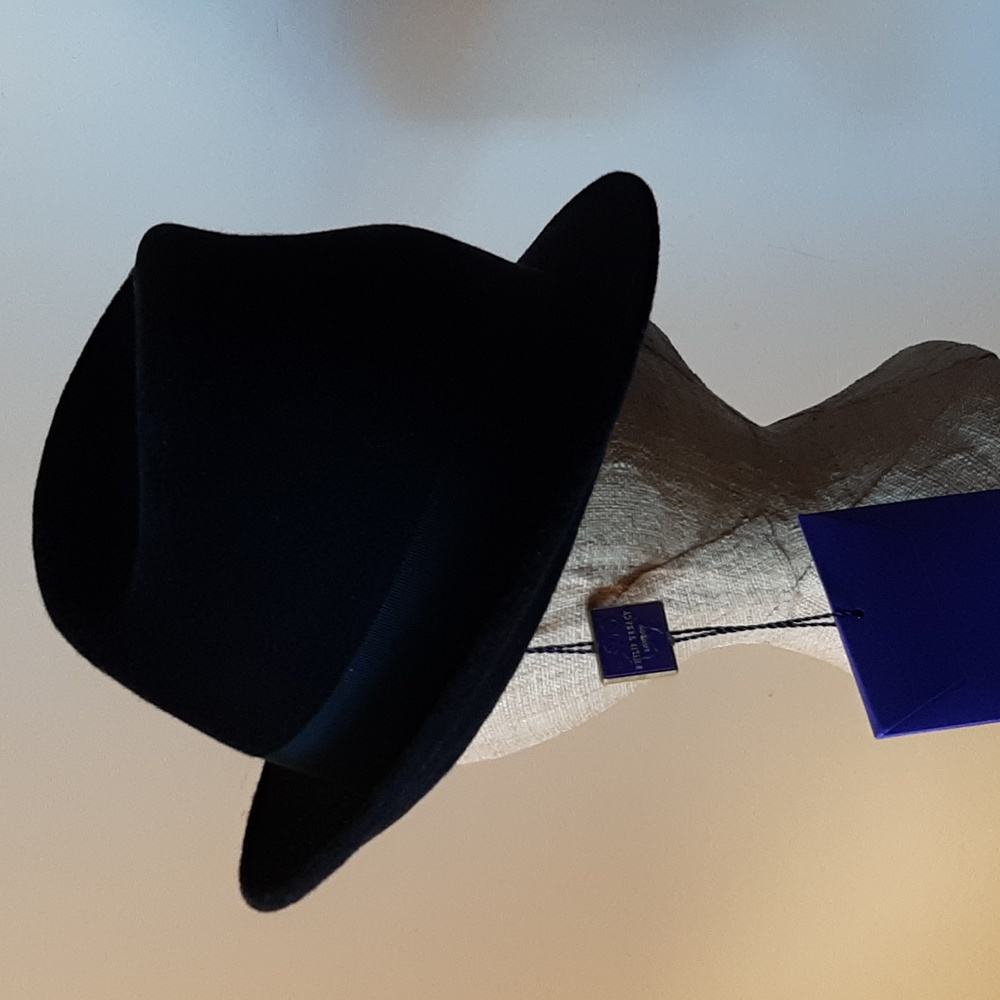 New Ladies Philip Treacy London Black Fedora Hat 100% Velour - Picture 6 of 13